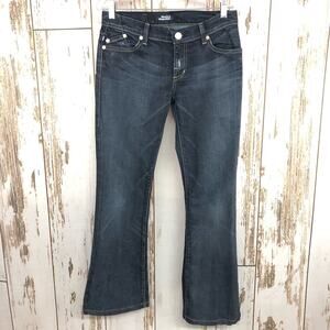 Rock & Republic, Dark Wash, Boot Cut, Size 28. In excellent condition!